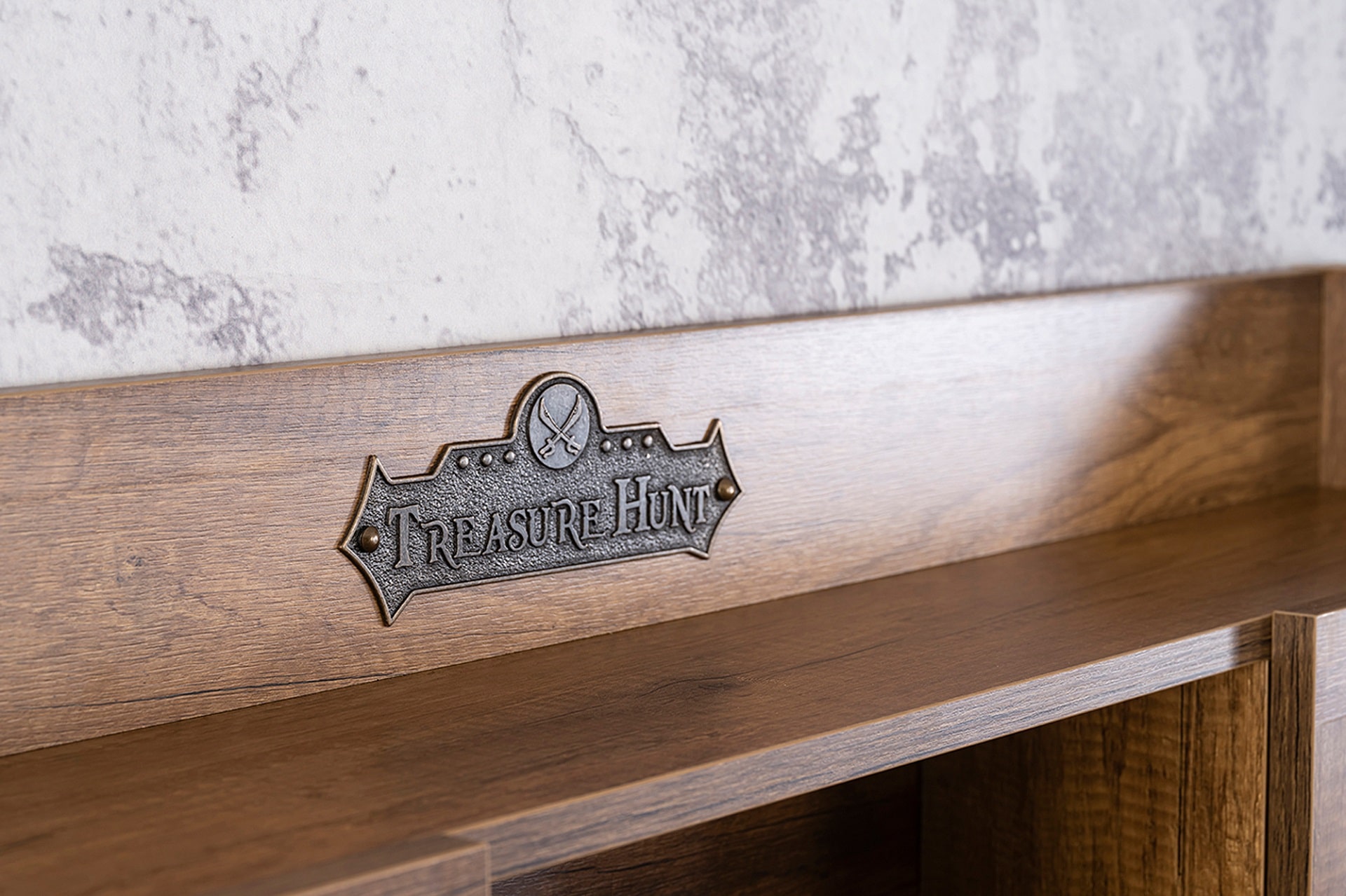 Schreibtisch Pirat mit Aufsatz in Holzoptik