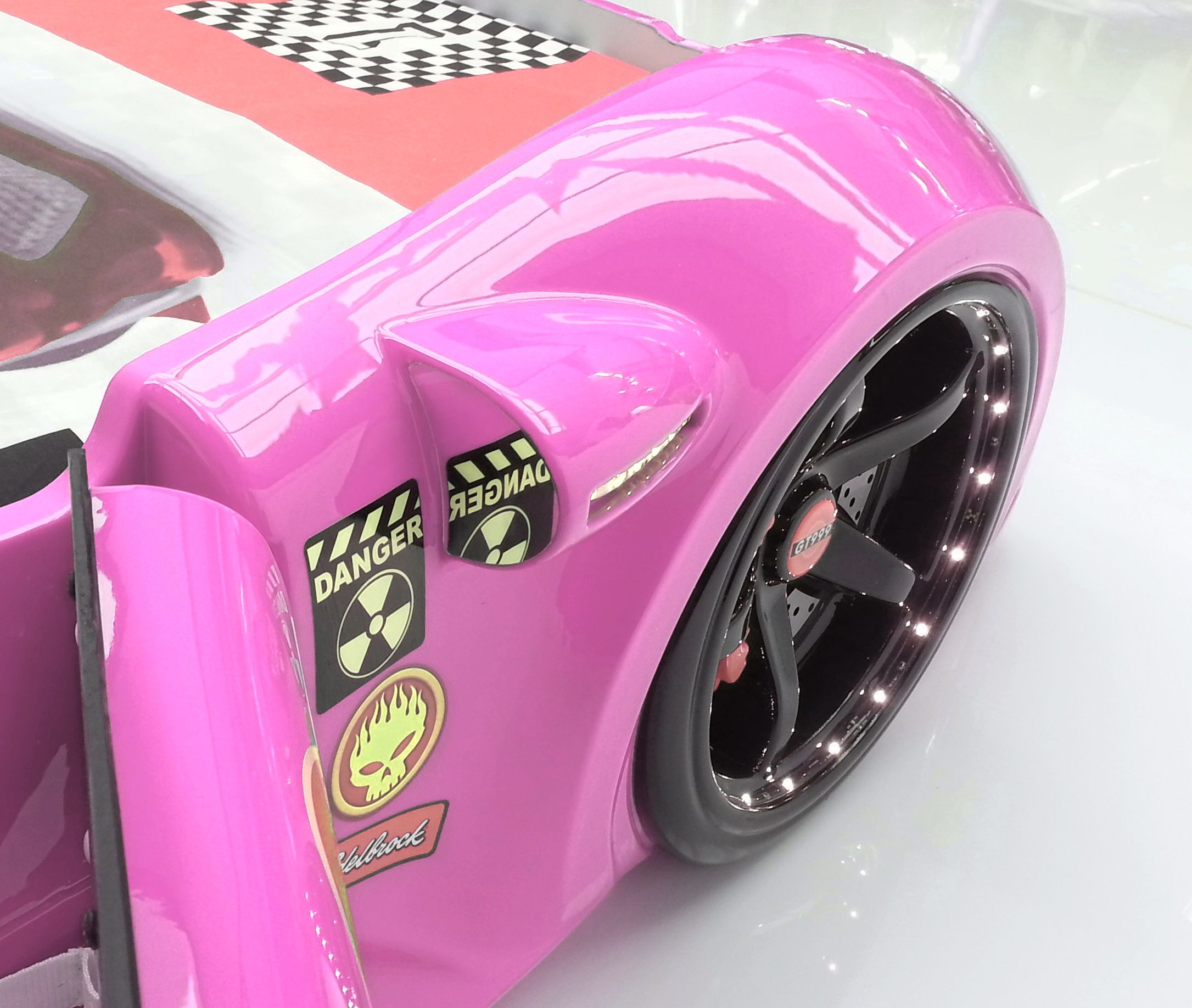 Autobett GTF-999 in Pink