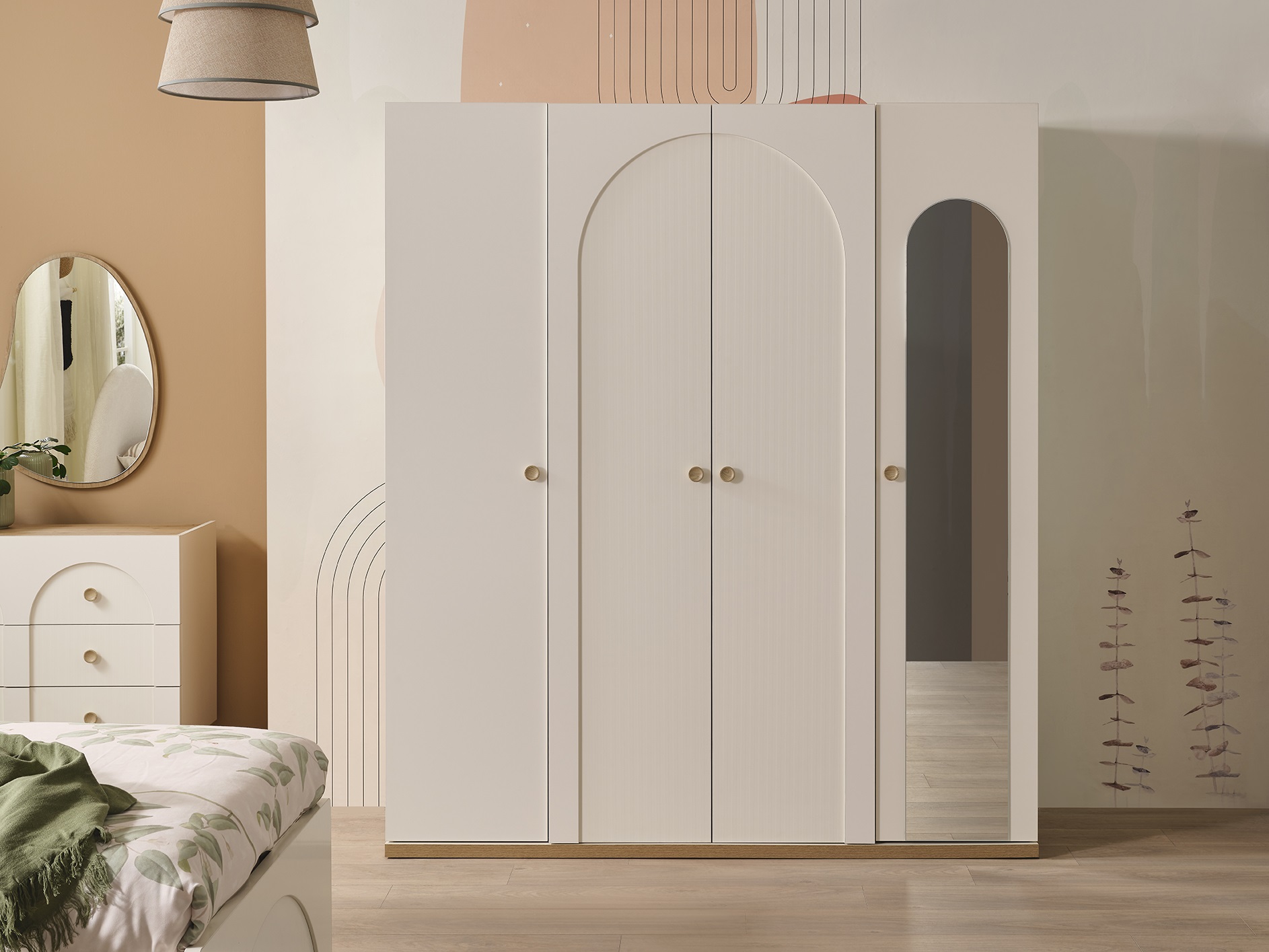Kleiderschrank Classy 4-Türig in Cremeweiß/Holzoptik