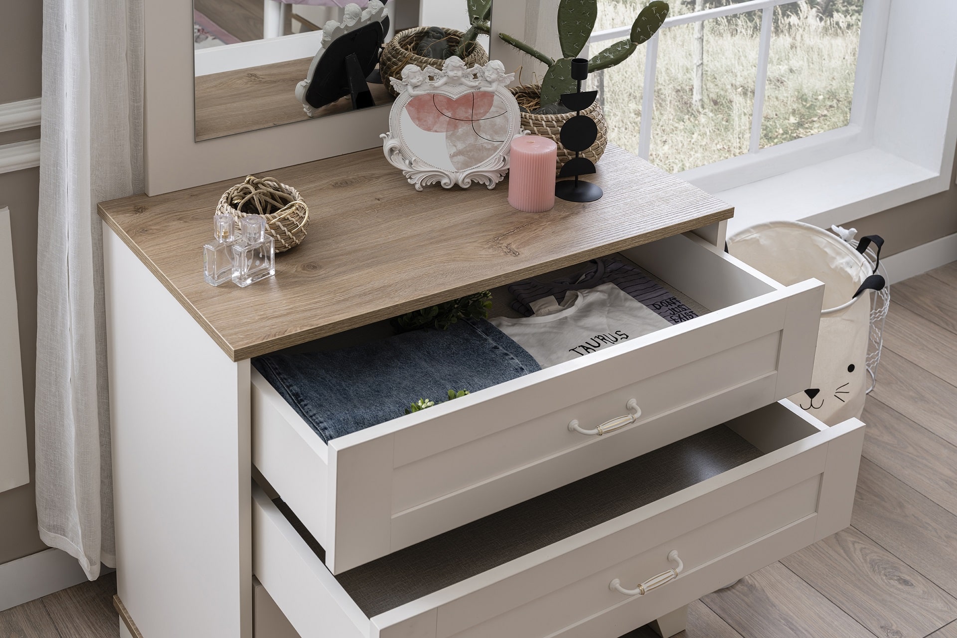Wäschekommode Freya in Weiß/Holzoptik